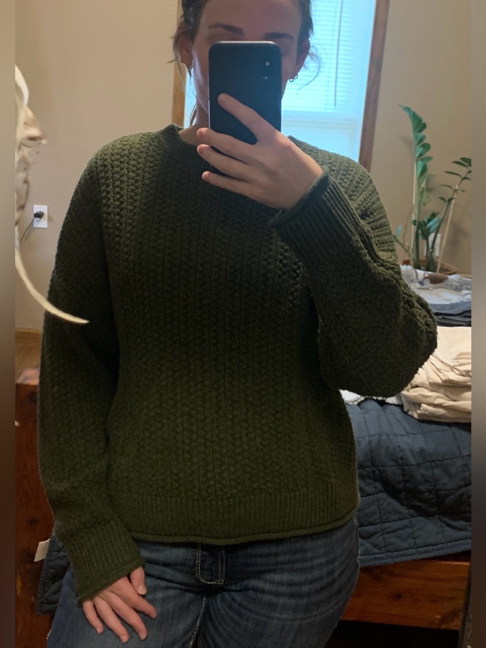 Universal Thread Olive Green Cable-Knit Crewneck Sweater